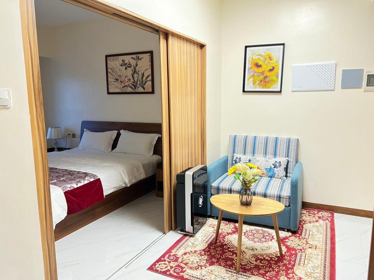 Grand Riviera Suites Manila Exterior photo