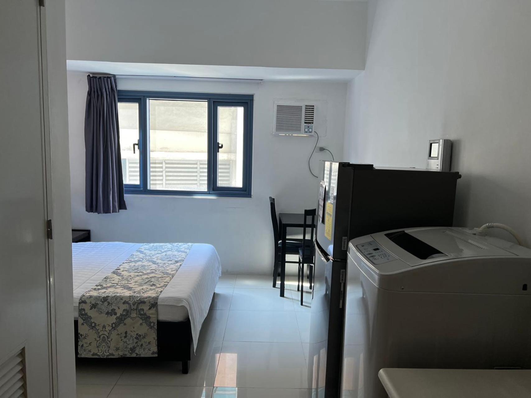 Grand Riviera Suites Manila Exterior photo